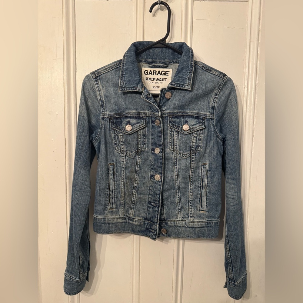 Garage Women's Light Blue Denim Jacket